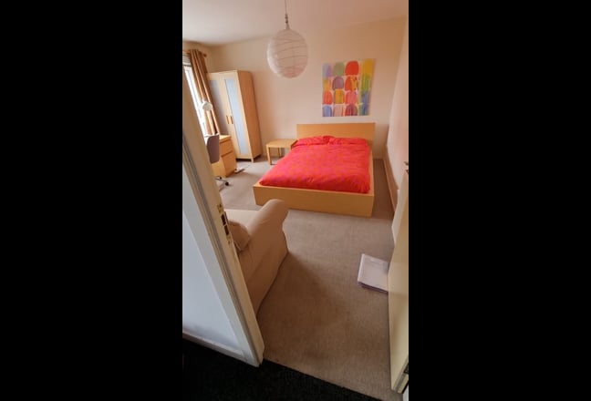 Postgrad room, bills inc, 2 mins from Royal Mile Main Photo