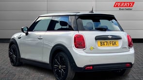 MINI HATCHBACK 2021 (71)