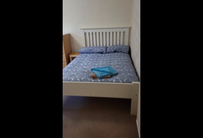 Postgraduate Central room inc all bills, from Sept Main Photo