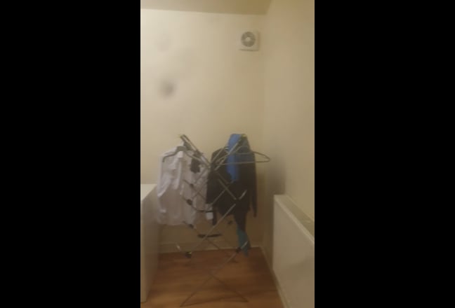 Video 1: Queen size bed