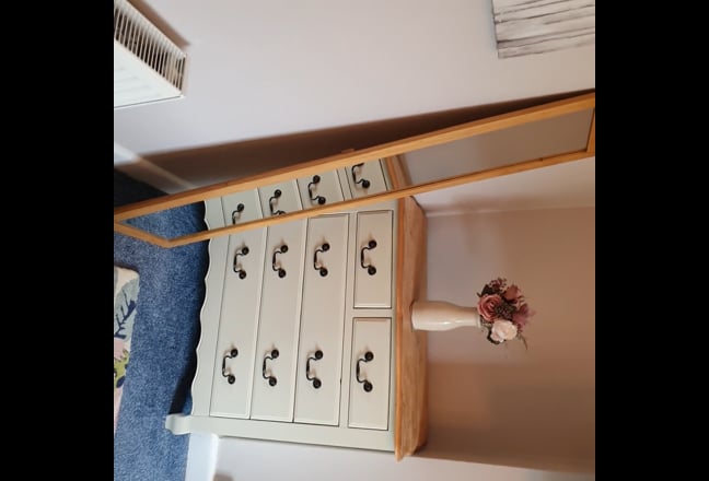 Lovely Double Room in Sociable, Laid‑Back home Main Photo