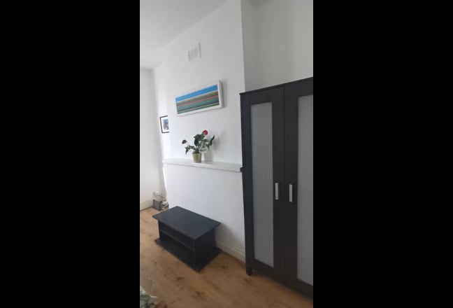4 / 5Double Bed HMO for Sharers Available NOW Main Photo