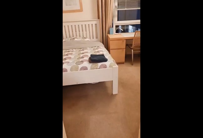 Video 1: Desk, chest of drawers, sofa
