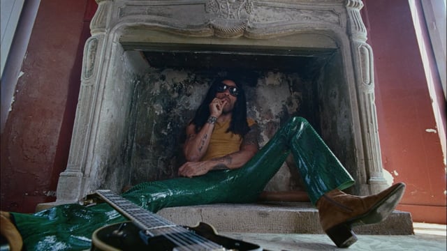 A thumbnail for the film 'Lenny Kravitz - Honey' by  João De Botelho