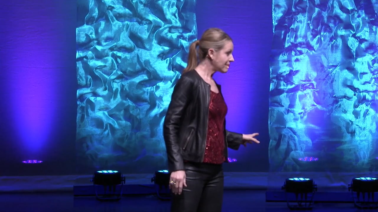 Stacey Hanke - How to Build Influence Monday to Monday