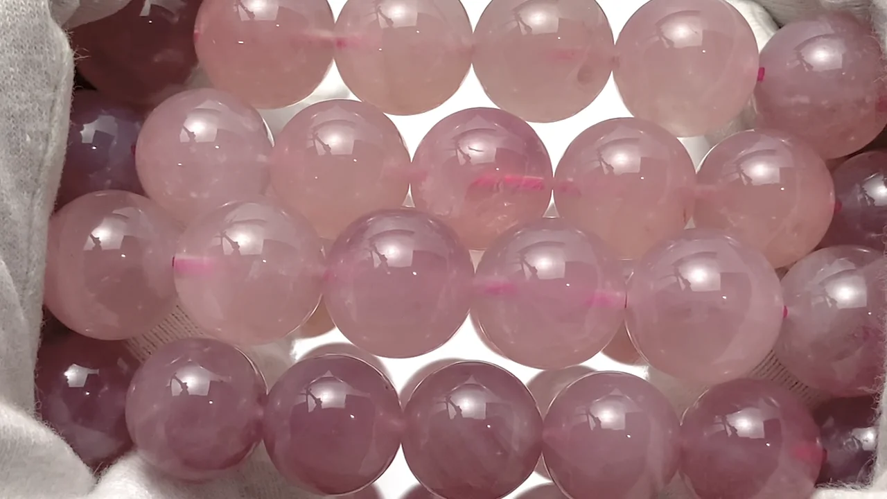 ディープローズクォーツ（産地・マダガスカル） ラウンド12mm