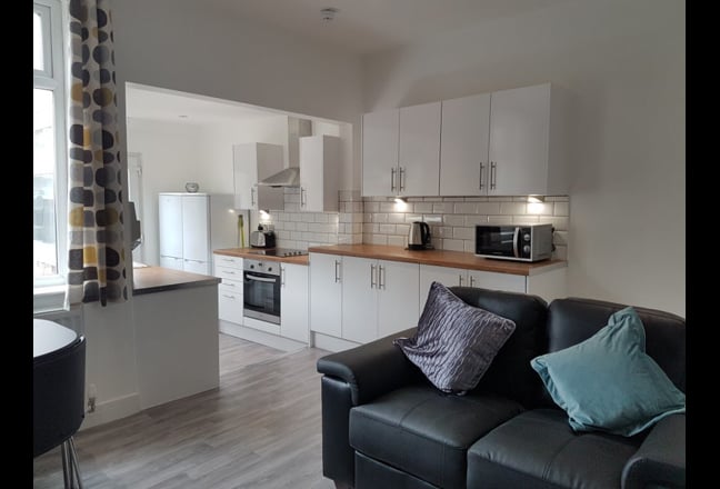 🌟 Very LARGE Ensuite Room🌟 Main Photo