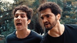 1) Sequestramos uma diretora de elenco