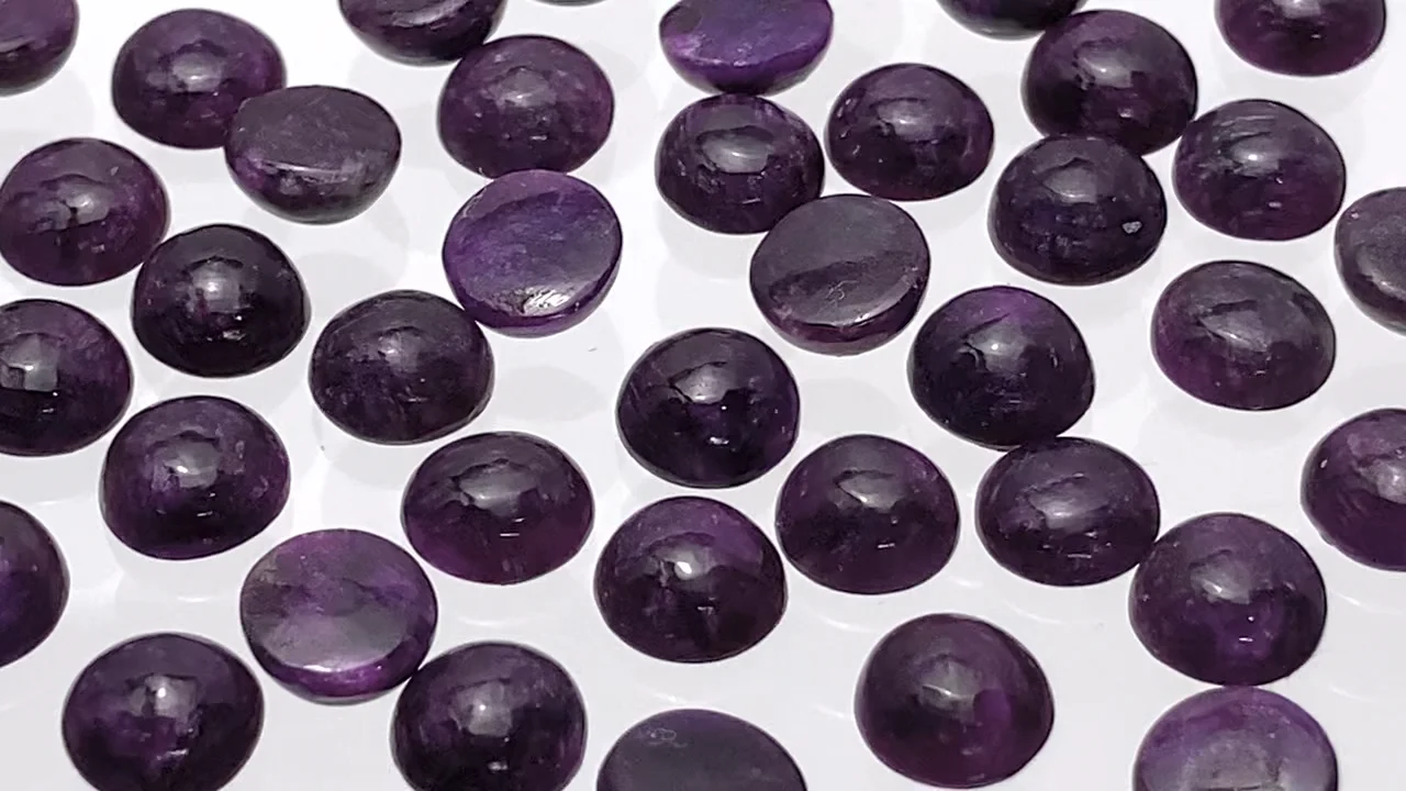 動画】スギライトAAA- ラウンド カボション6×6mm 1個 - 天然石ビーズ