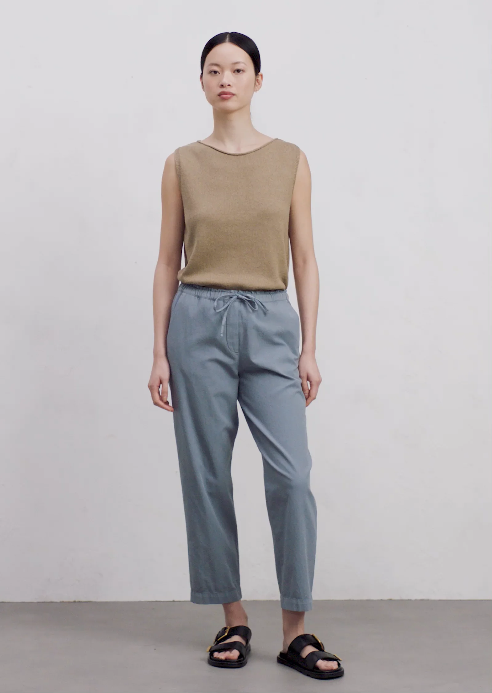 Joggpants tapered made from an organic cotton/linen blend Joggpants tapered made from an organic cotton/linen blend