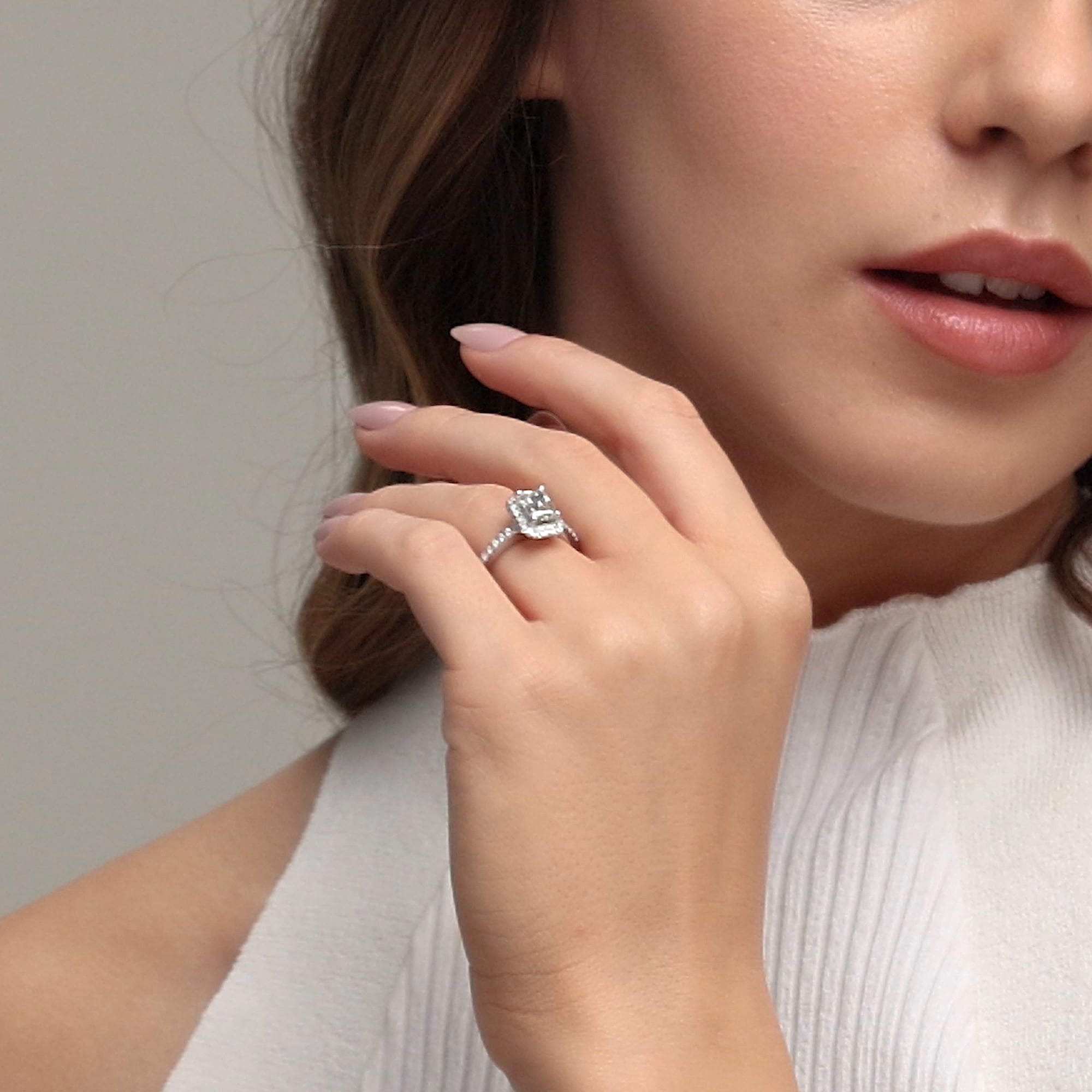 product video 2 for 2 1/2 ctw Emerald Lab Grown Diamond V-Prong Halo Engagement Ring