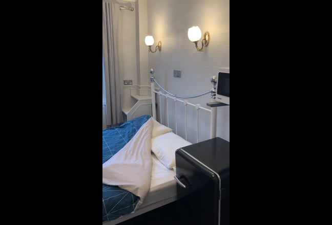 Beautiful Paddington Station Double Ensuite #14 Main Photo