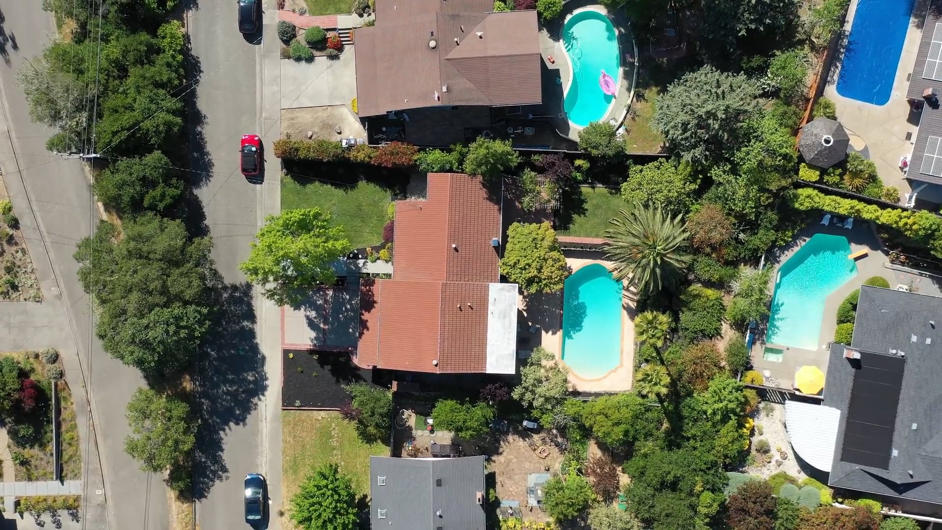 Stylized Video Tour with Aerial - 347 Summit Ln Amberton