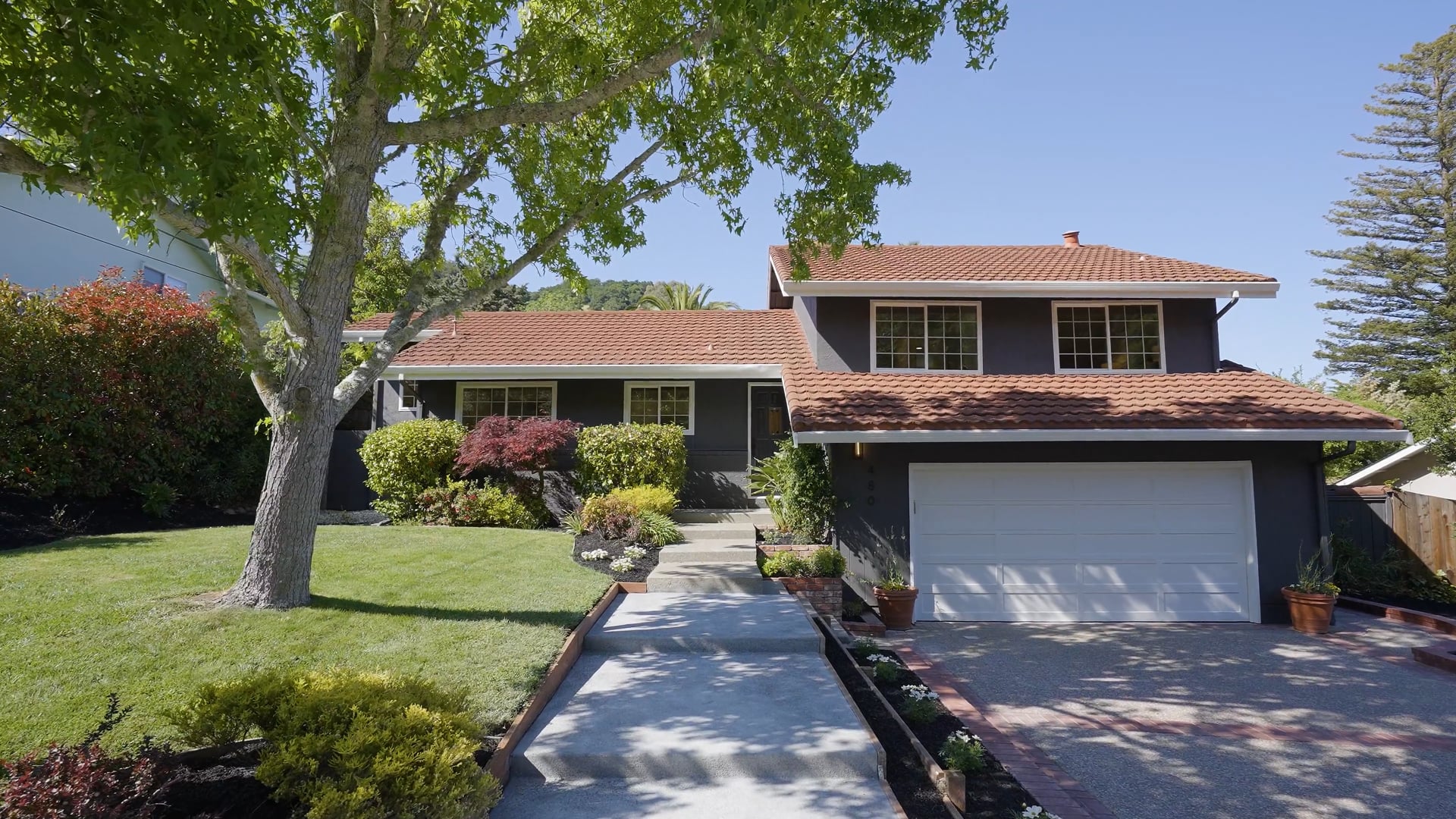 Stylized Video Tour - 347 Summit Ln Amberton