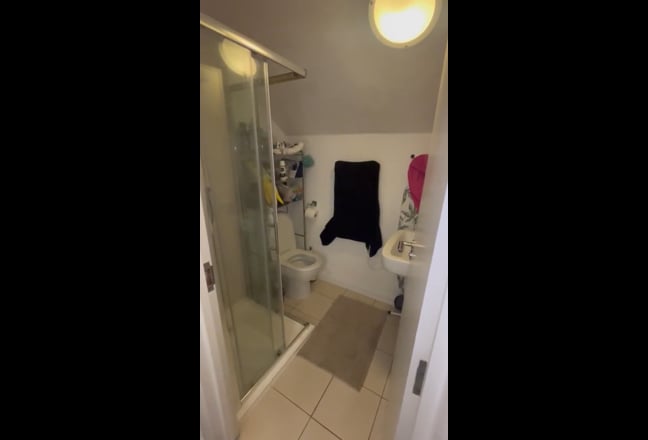 Bright double in great central location  Main Photo