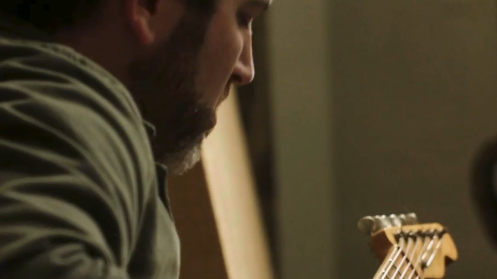 JRS The Show BTS 02 Sean Licks