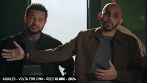 Rede Globo - Volta por cima - Aquiles se defende de bronca que toma com Caçapa.