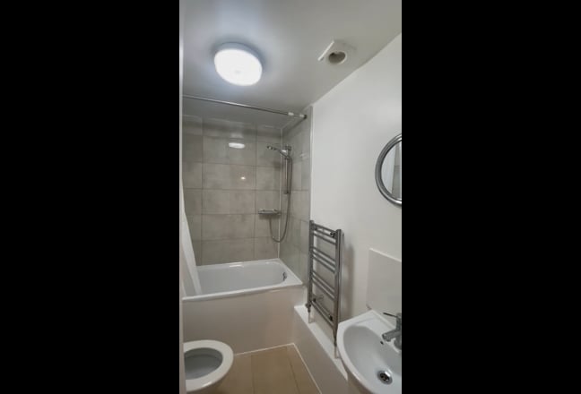 Private Double Room with Bathroom Main Photo