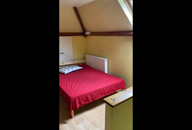 Video 1: £625 - Biggest double bedroom