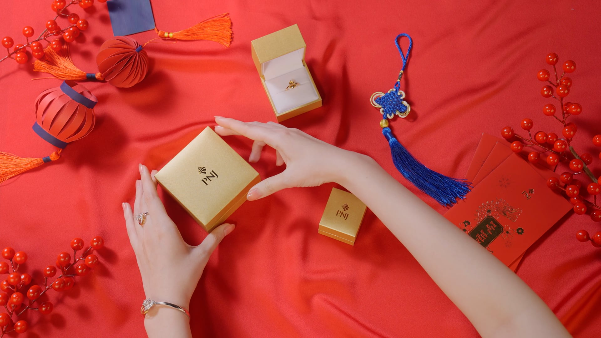 PNJ - TET holyday product video