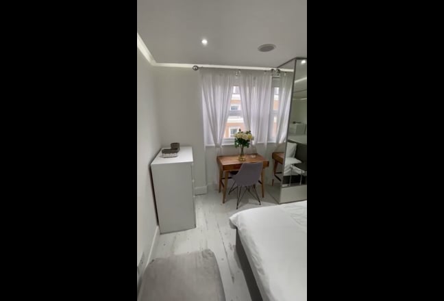 Video 1: Hotel-style furnished room, bedding ready before move-in