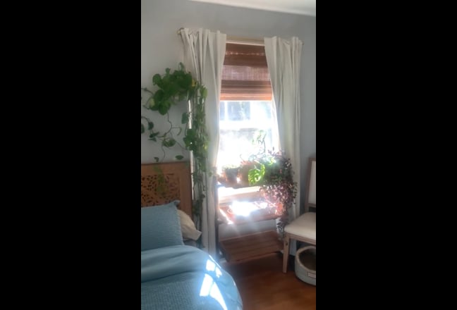 Room free in 2BR/2 Bath Townhome in Winston-Sale Main Photo