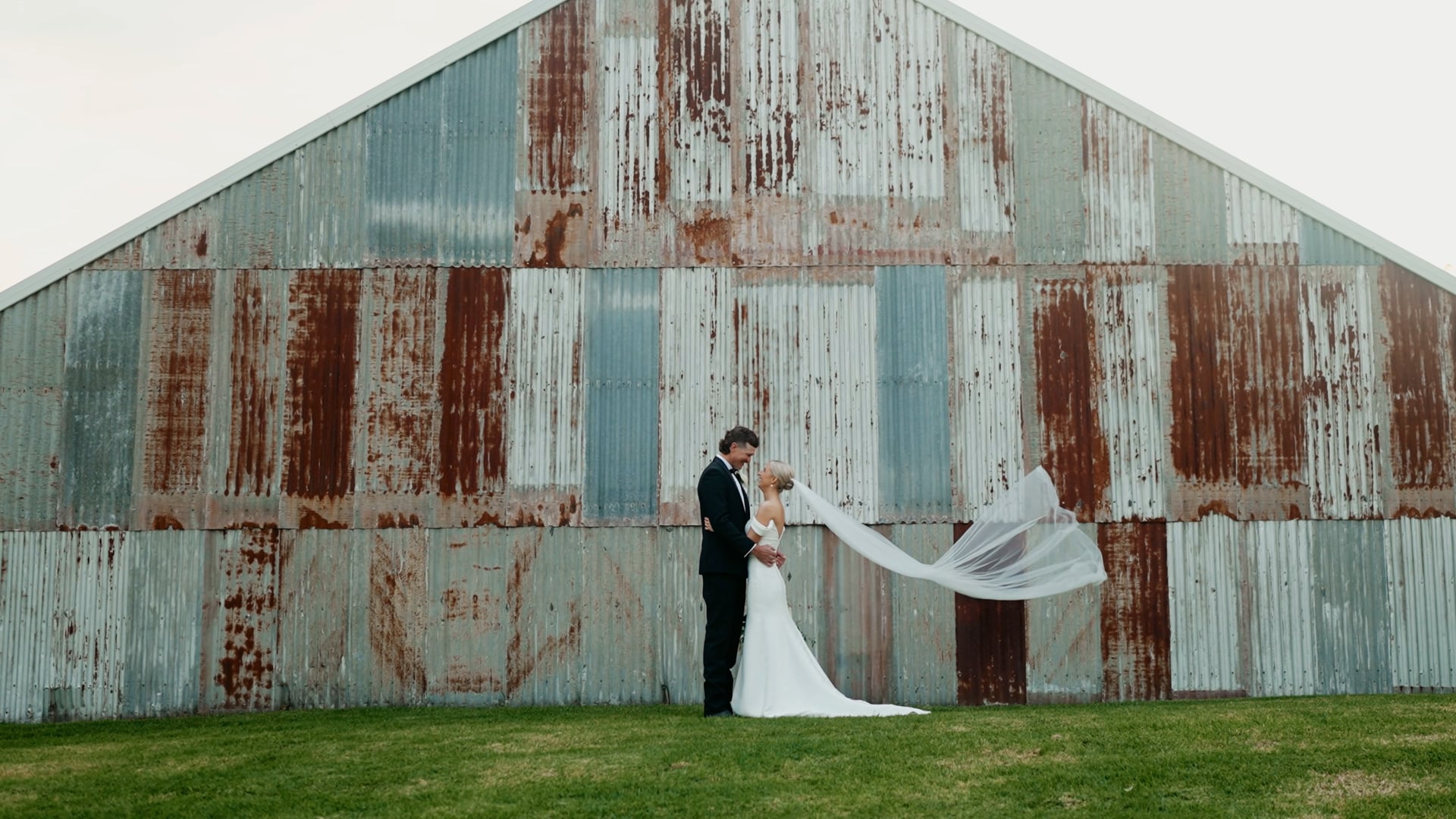 Matty & Sara | Bunnyconnellen - Crows Nest, QLD