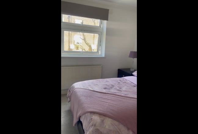 One bright & airy double room, all bills inc.  Main Photo