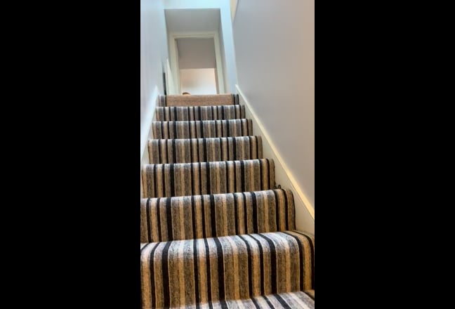 A Fab 2 Bed First Floor Flat on Kingscourt Road Main Photo