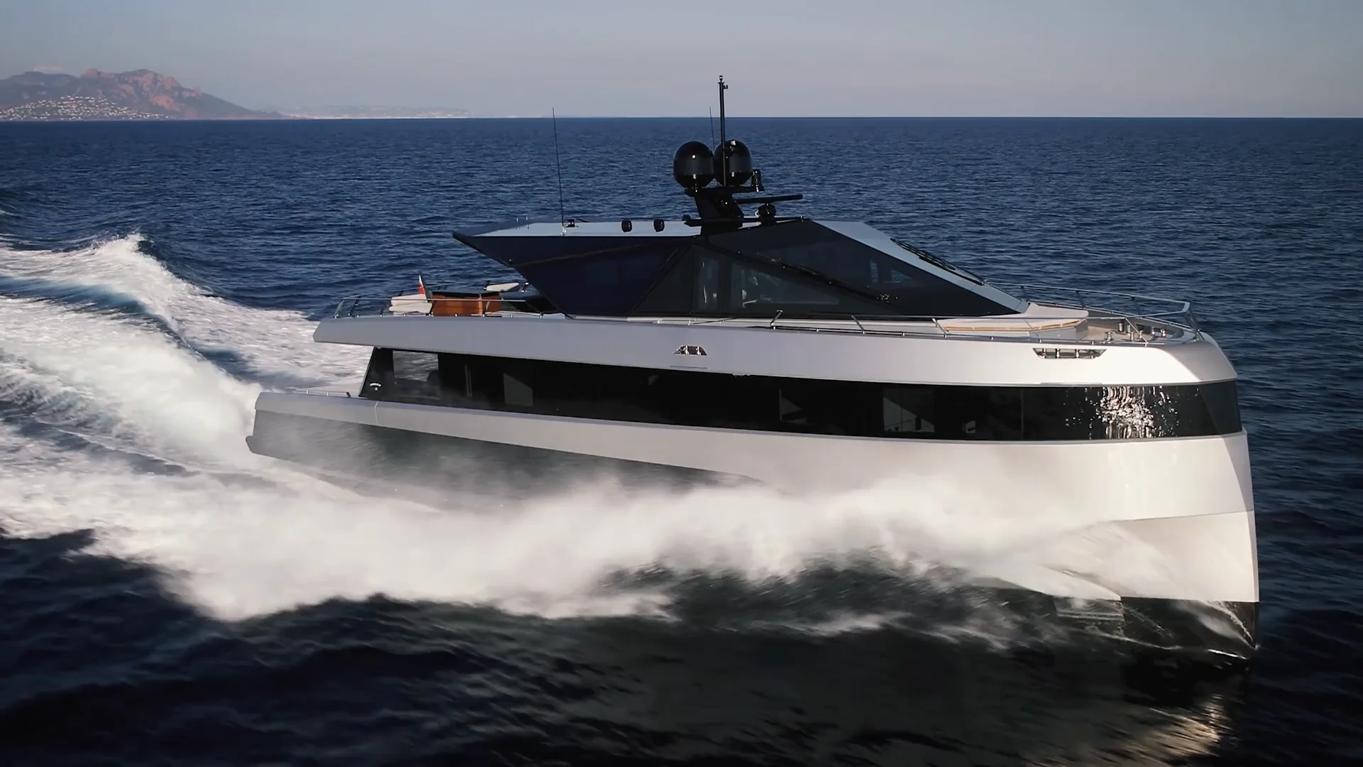 wallywhy200 | Jeff Brown Yachts