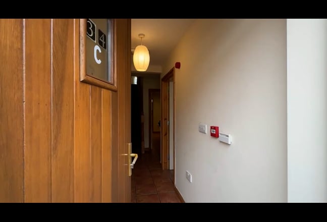 Modern & Spacious Townhouse Off Lisburn Road Main Photo