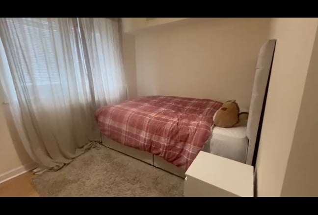 One double bedroom available in a fully furnished, Main Photo