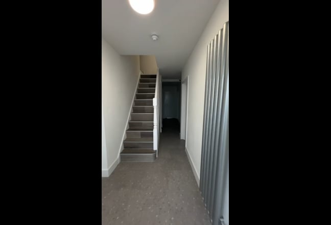  Spacious Room Furnished Ensuite - All Bills Inc  Main Photo