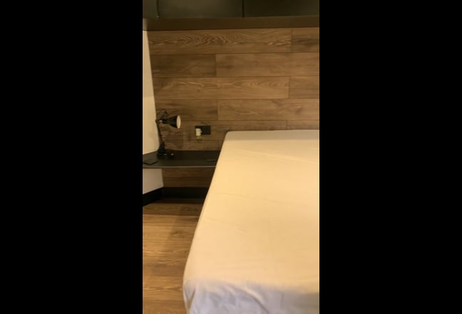 Self contained one bedroom studio apartment Main Photo