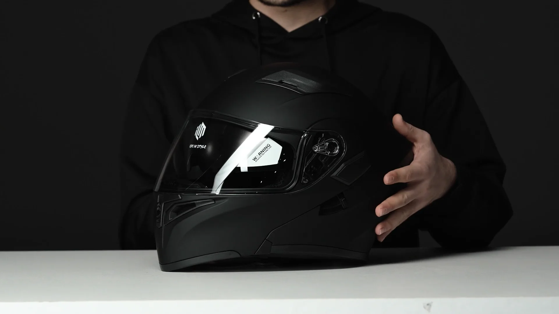 ILM Motorcycle Dual Visor Flip-Up Modular Full Face Helmet