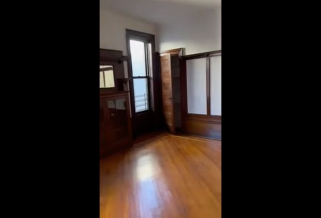 1 Bedroom + Office Area in Park Slope Brownstone! Main Photo