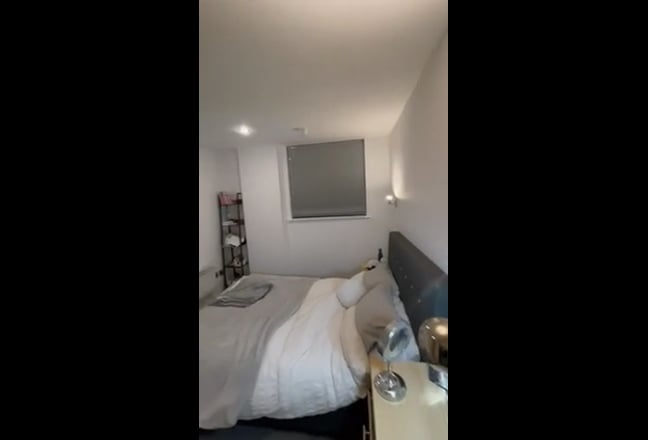 Flatmate wanted in lovely New Islington flat  Main Photo