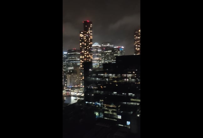 Studio Flat at ARK Canary wharf at low price  Main Photo