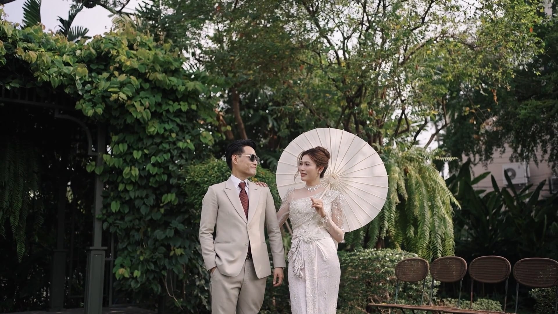 YING & TONG - SDE