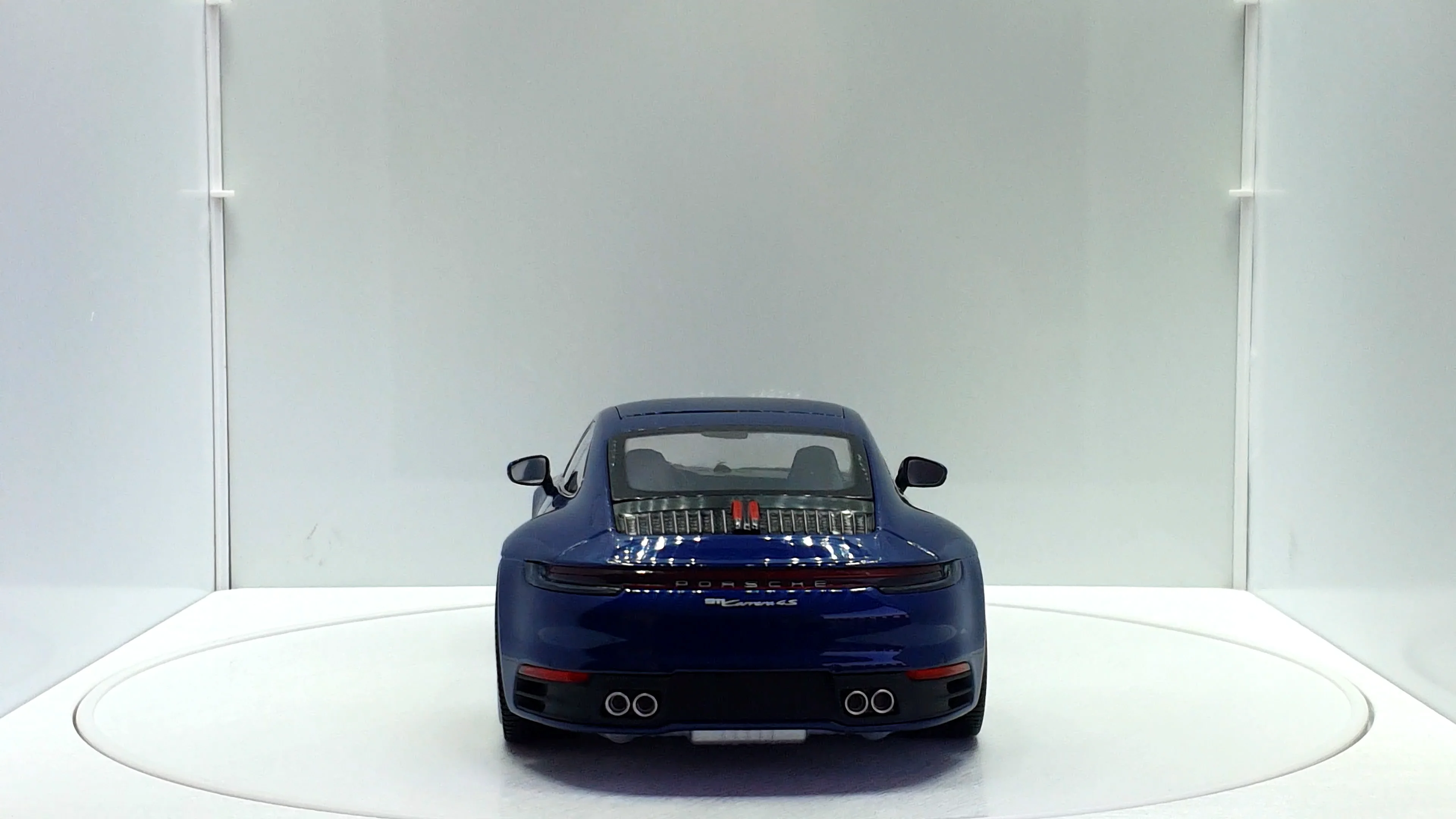 Comprar Porsche 911 992 - Carrera 4s Coupe 2019 Azul 1/18