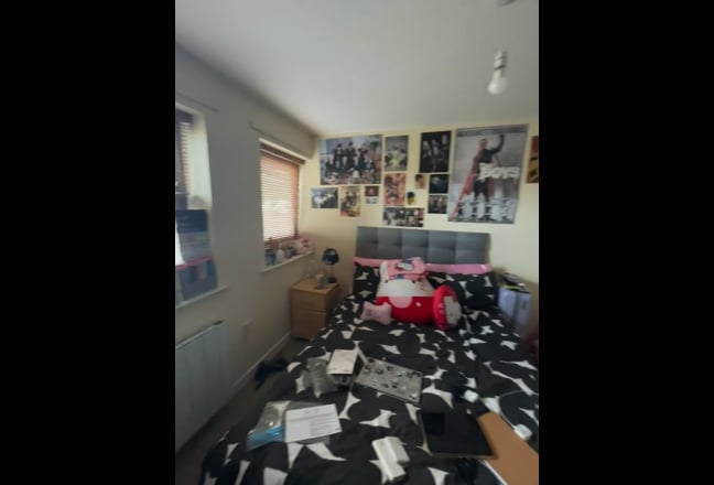 URGENT! Affordable en-suite double room!! Main Photo