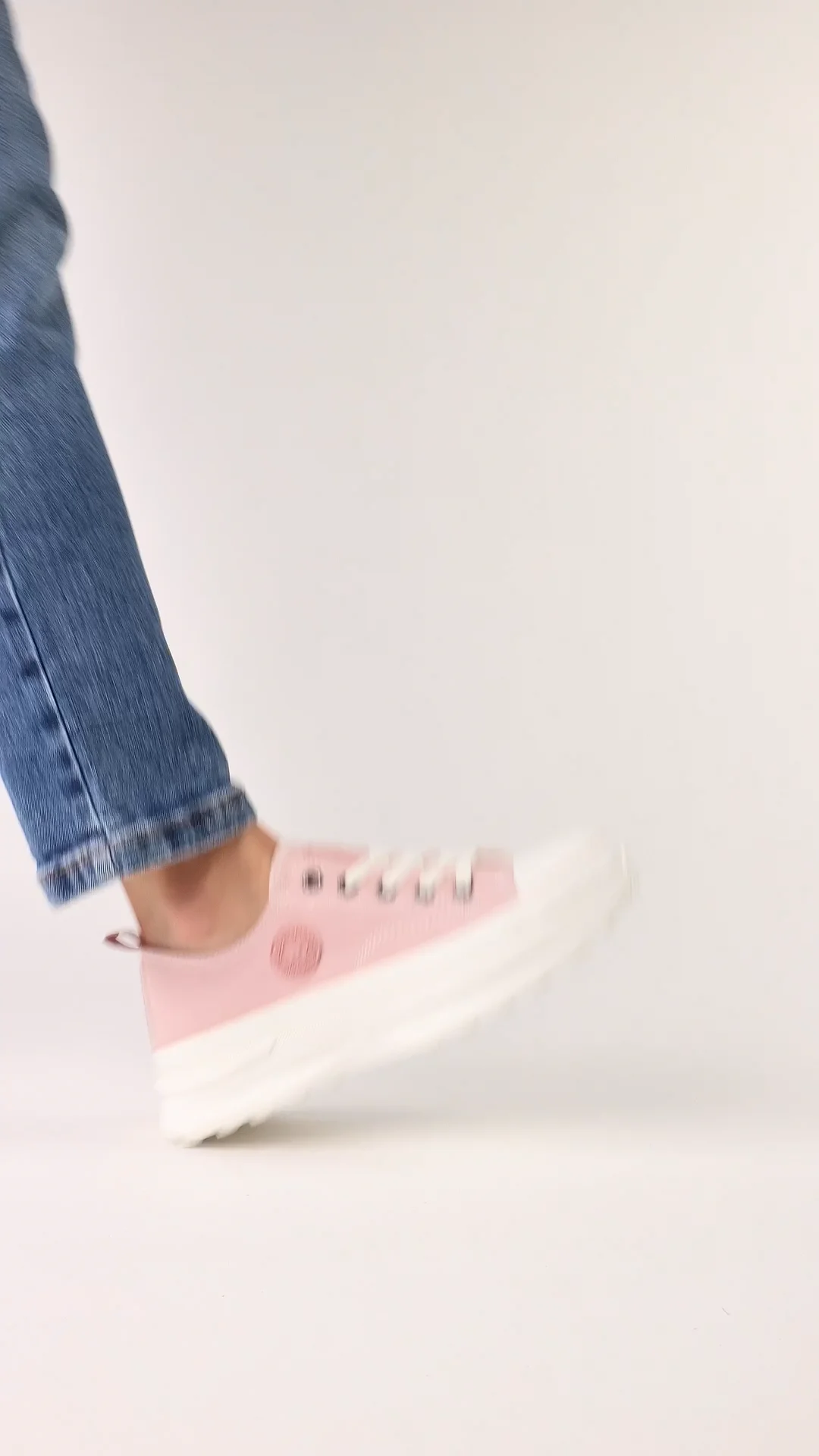 なつ Damskie Trampki Na Masywnej Podeszwie Big Star NN274127 Beżowe