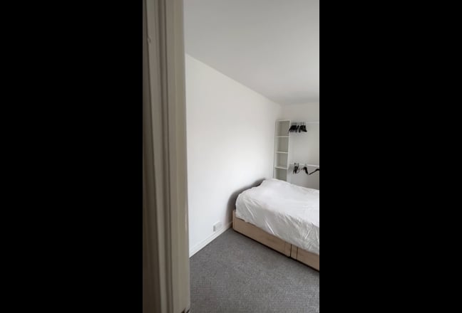 Video 1: Front Rm