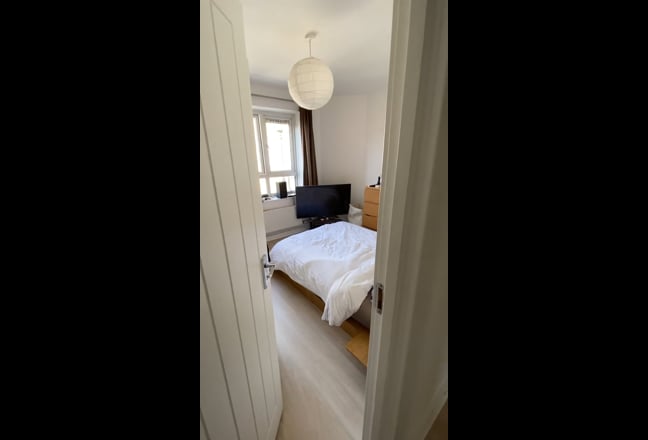 Double room to rent in Camden  Main Photo