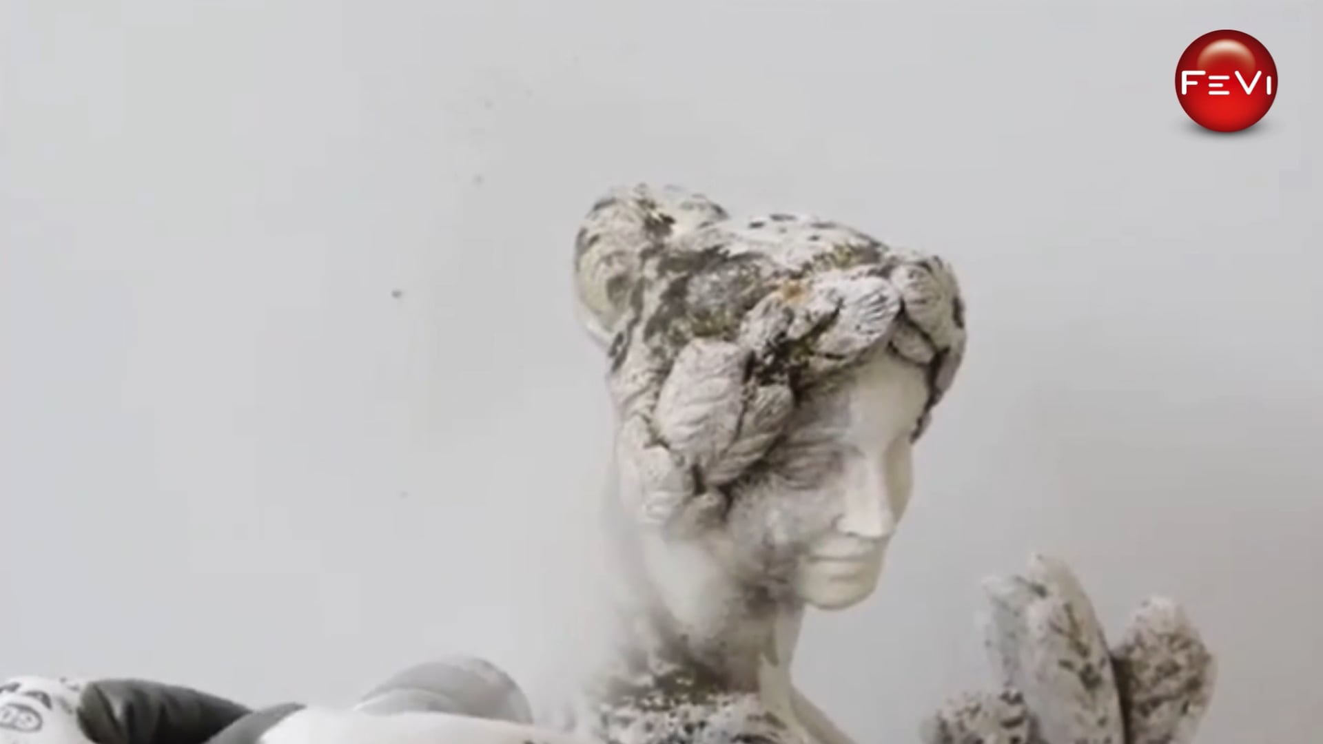 Restauro statua con sabbiatrice Sabix 8