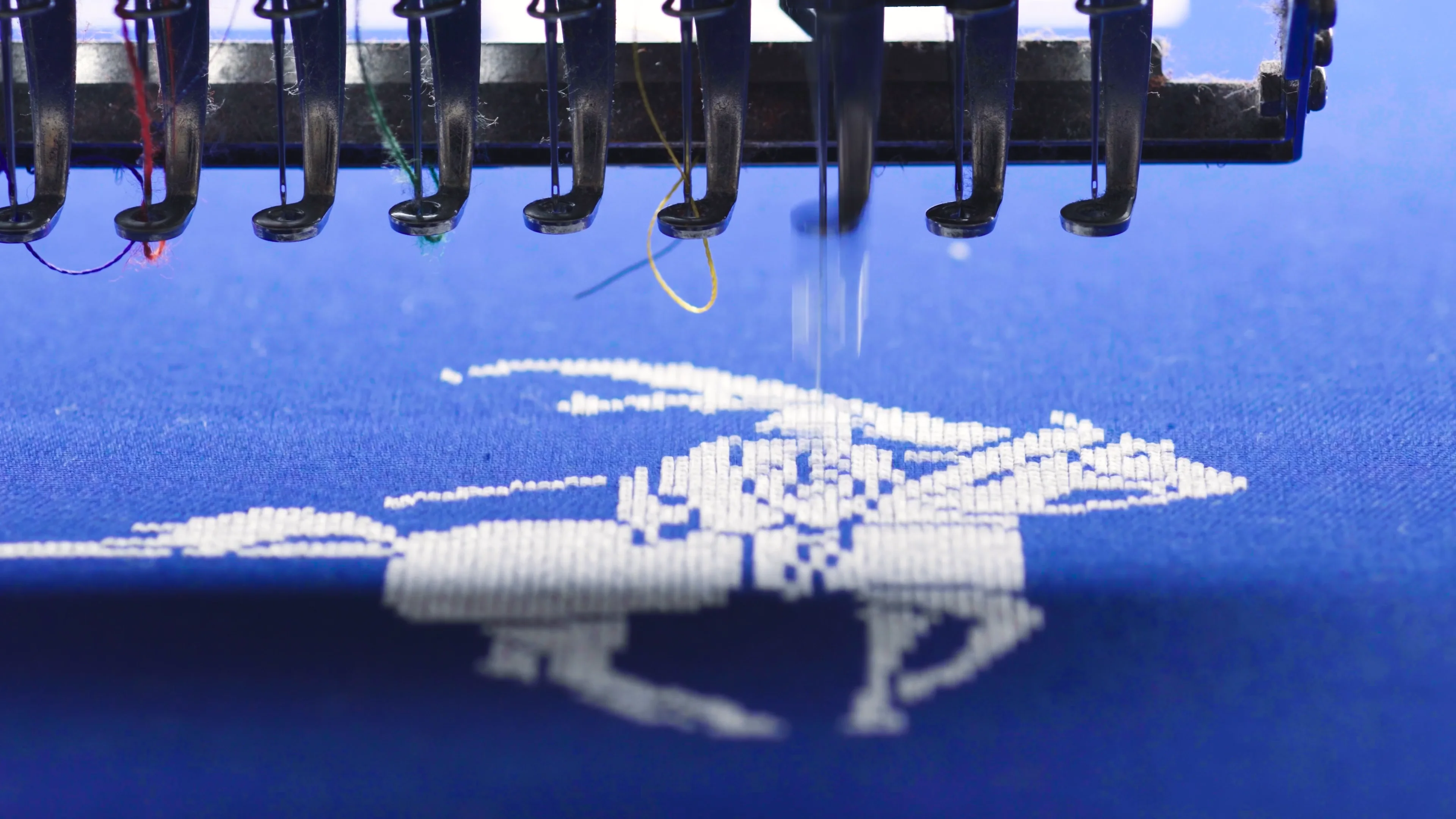 Blinkink Stitches up London Fashion Week for Burberry - Motion