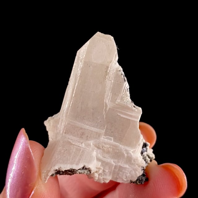 Hydrocerussite coating Cerussite (twin)