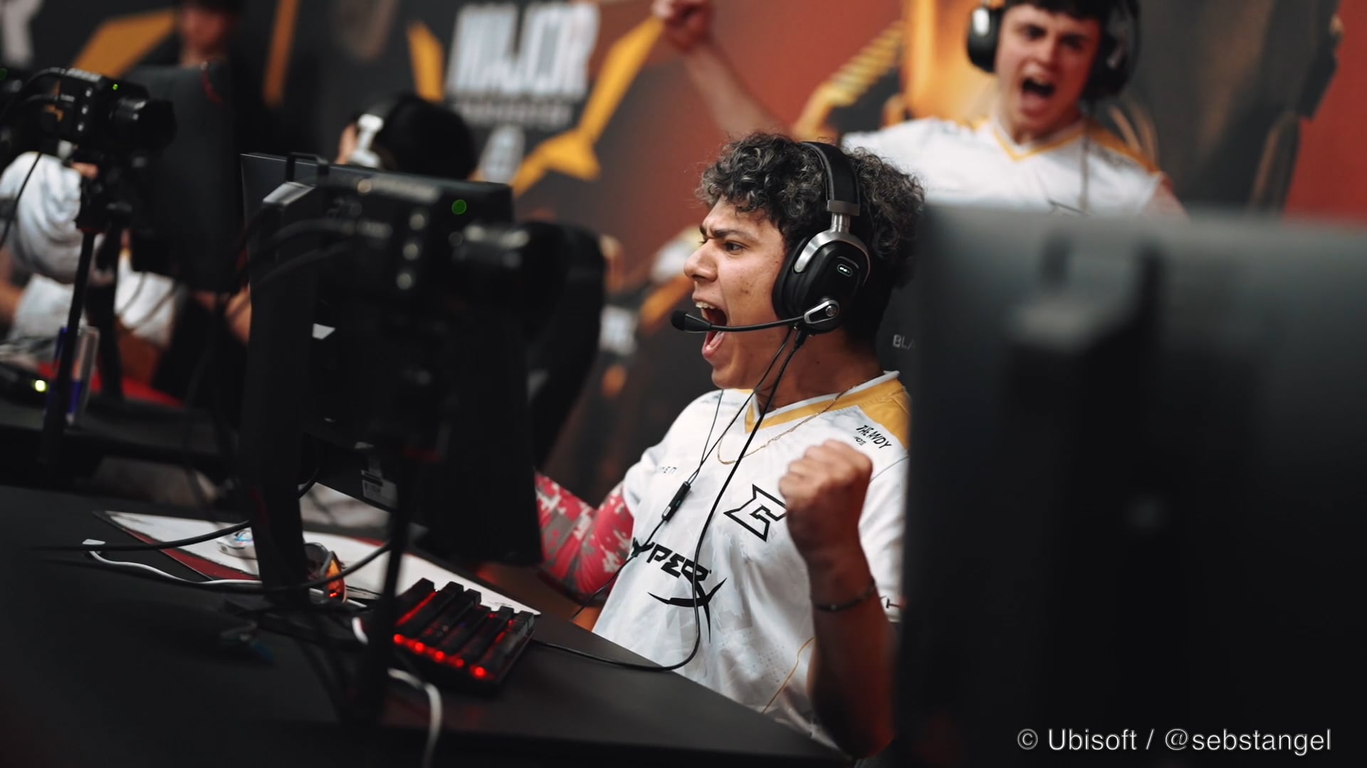 R6 MAN Major Play-ins Day 1