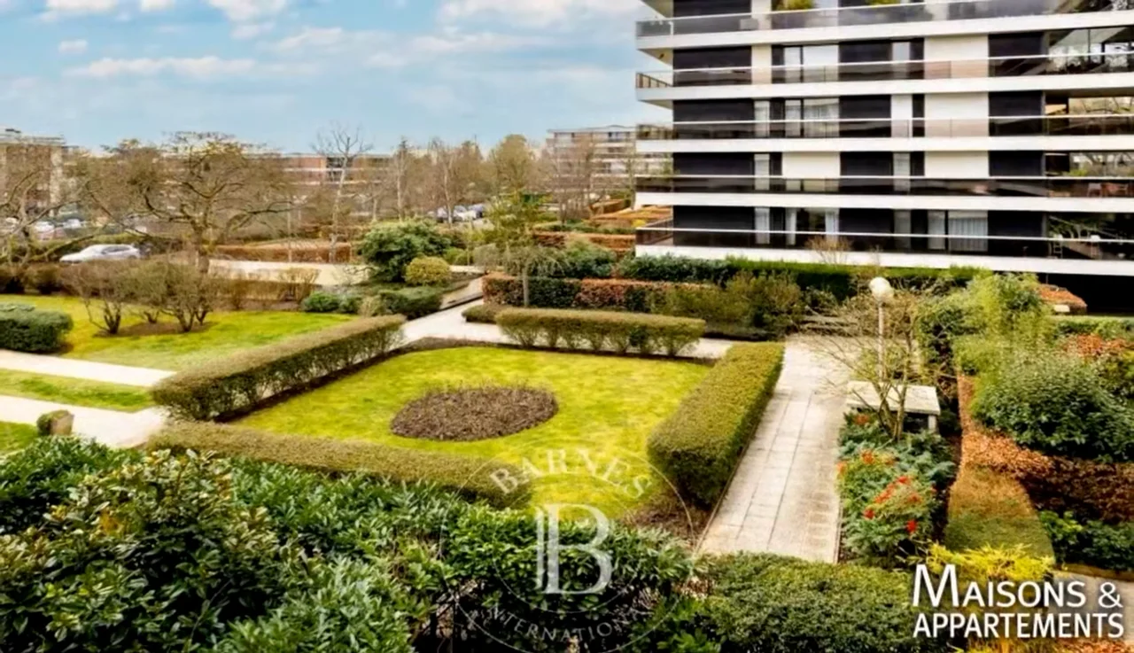 LE CHESNAY-ROCQUENCOURT - APPARTEMENT &Agrave; VENDRE - 493 500 &euro; - 98 m&sup2; - 5 pi&egrave;ces