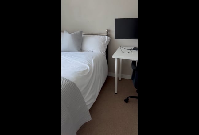 Double room with own bathroom Main Photo